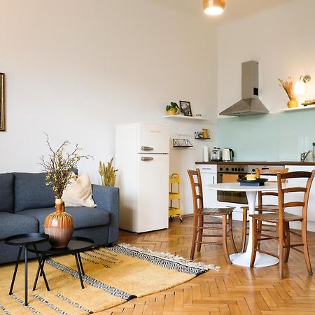 Stilvolles Apartment Im Zentrum - Free Parking Graz Eksteriør bilde