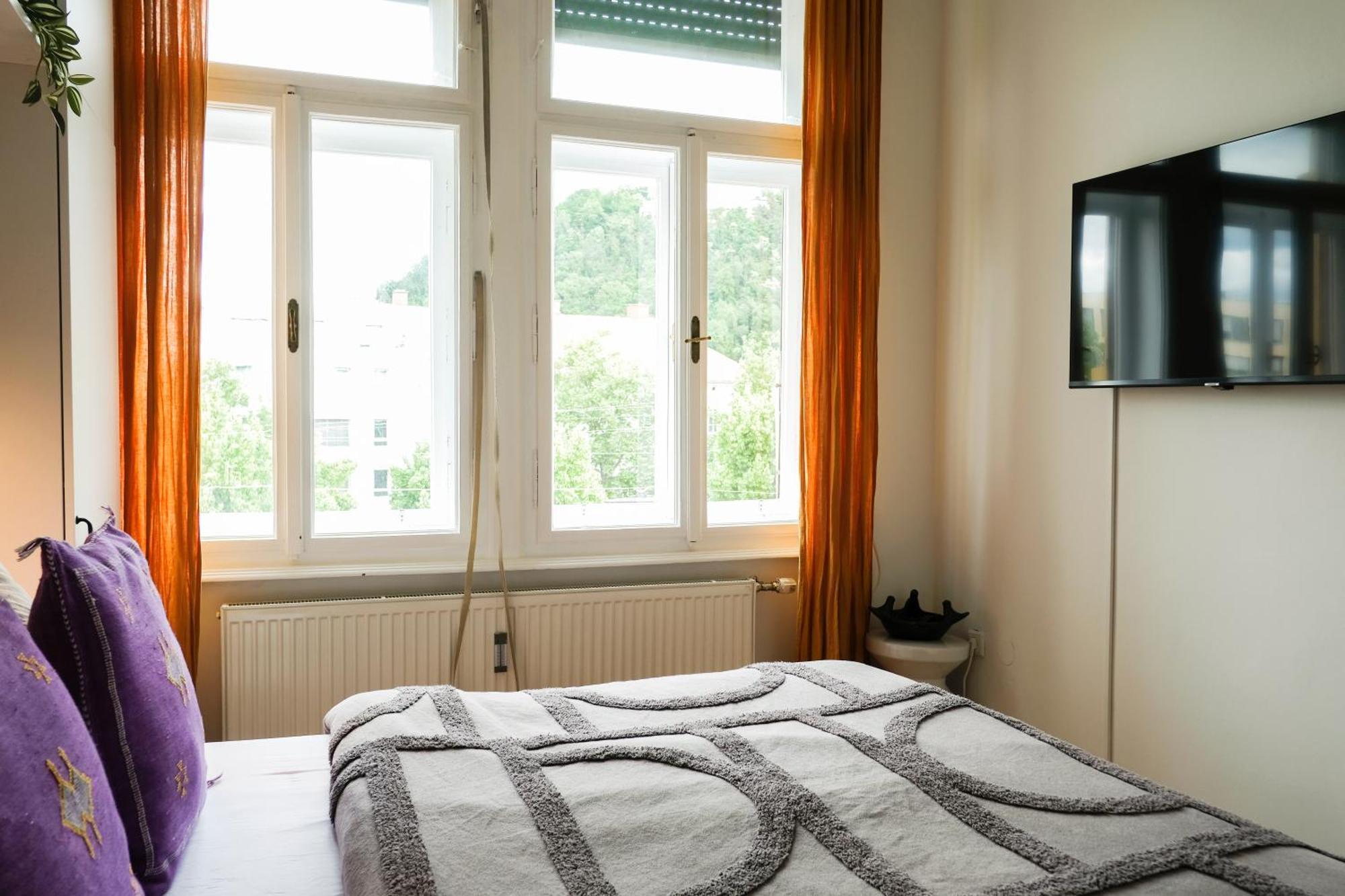Stilvolles Apartment Im Zentrum - Free Parking Graz Eksteriør bilde