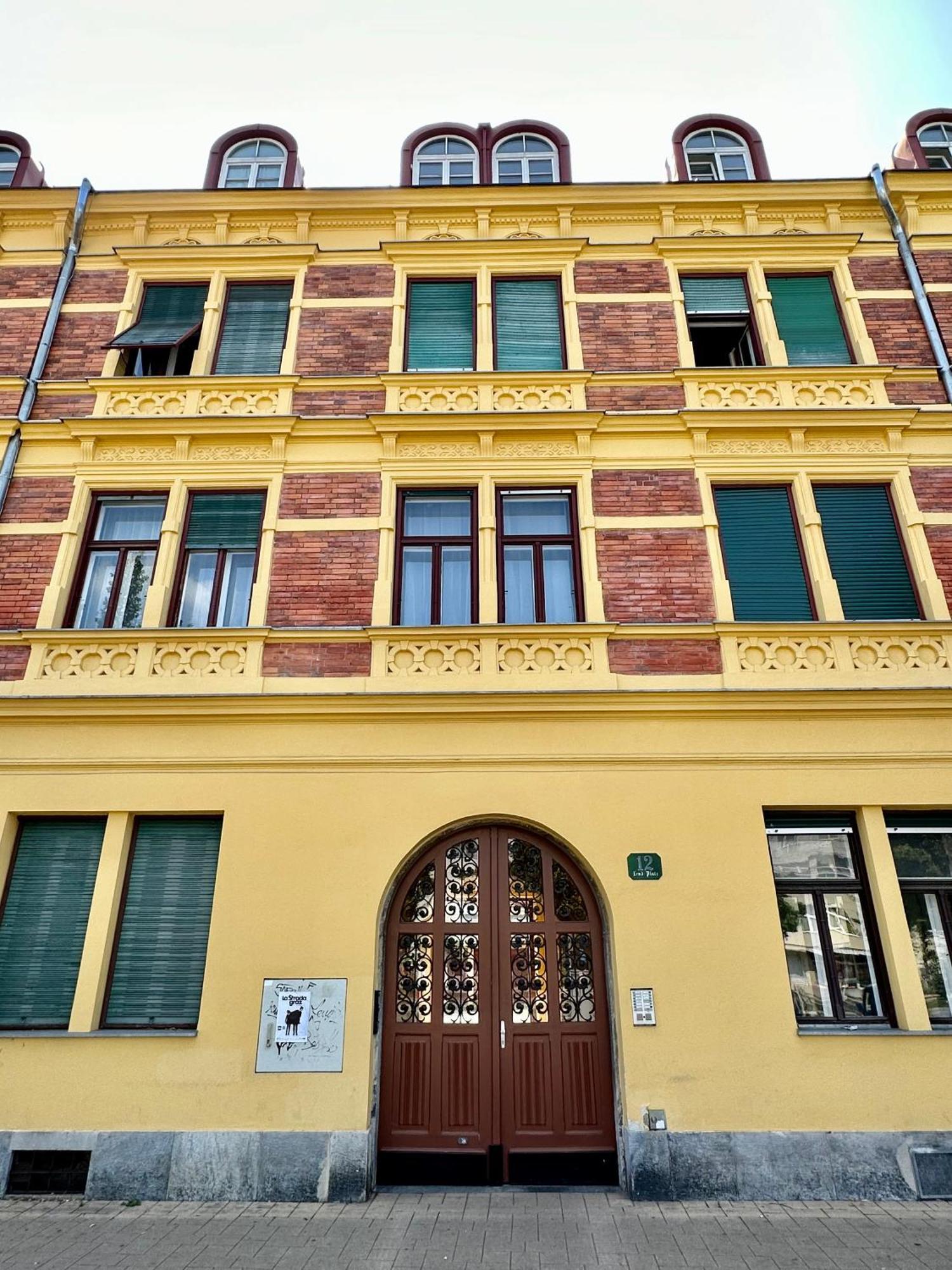 Stilvolles Apartment Im Zentrum - Free Parking Graz Eksteriør bilde
